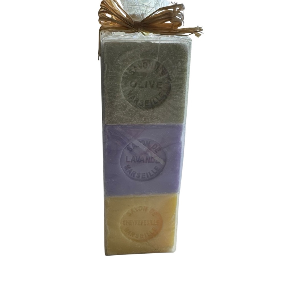 Marseille Cube Bar Soap Olive Lavande Chevrefeuille 100 grammes each Set Of 3
